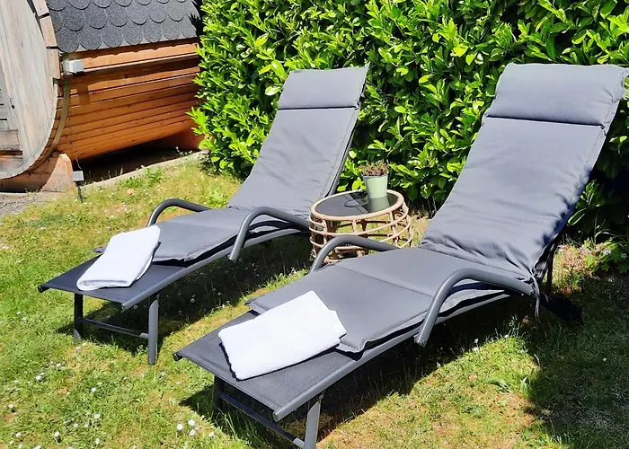 Ferienhaus Auszeit mit Herz im Ferienpark Extertal - Kamin, Fass-Sauna, Massagesessel